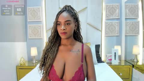 karinaacox online show from March 5, 2026, 1:07 pm
