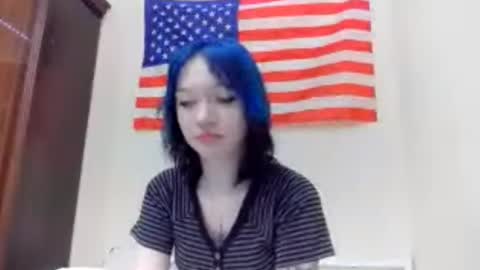 Snapshot of karinaaeri chatting on March 4, 2026, 9:32 pm Karina online show from March 4, 2026, 9:32 pm