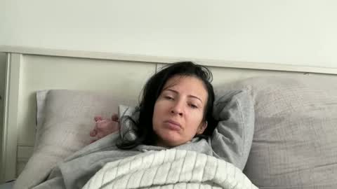 Karina online show from February 5, 2025, 10:30 am