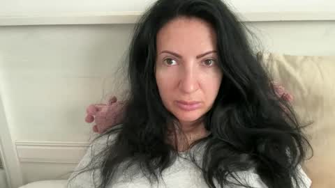 Karina online show from March 24, 2026, 9:25 am