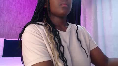 Im Karina online show from February 25, 2026, 11:42 am