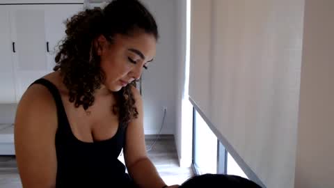 karinakummings online show from August 9, 2026, 4:56 pm