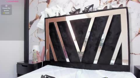 KarinaSimonz online show from February 25, 2026, 8:40 pm