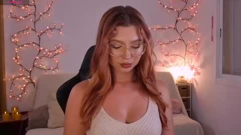 Snapshot of karinchik_ chatting on June 30, 2026, 7:15 pm Karina online show from June 30, 2026, 7:15 pm