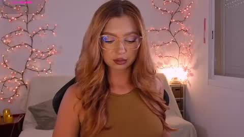 Snapshot of karinchik_ chatting on July 7, 2026, 2:43 pm Karina online show from July 7, 2026, 2:43 pm