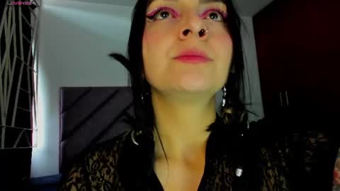KARINNA  RAVEN online show from July 31, 2026, 9:47 pm