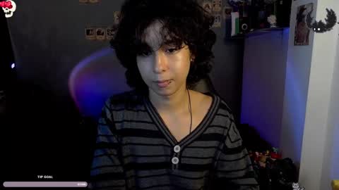 Snapshot of kariozzz chatting on January 17, 2025, 9:28 pm call me kai 3 online show from January 17, 2025, 9:28 pm