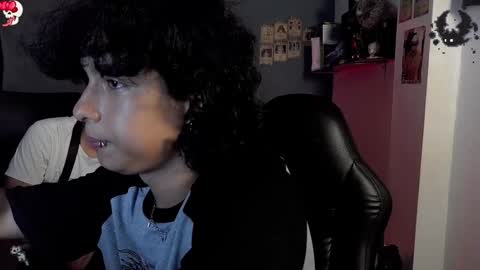 Snapshot of kariozzz chatting on January 29, 2025, 9:28 pm call me kai 3 online show from January 29, 2025, 9:28 pm