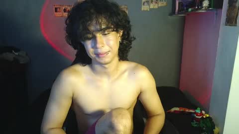 Snapshot of kariozzz chatting on February 8, 2025, 9:25 pm call me kai 3 online show from February 8, 2025, 9:25 pm