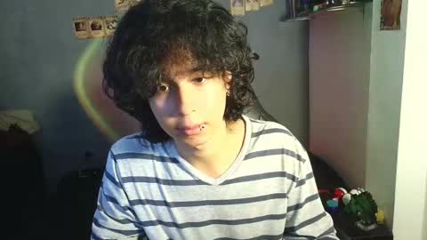 Snapshot of kariozzz chatting on February 10, 2025, 12:50 pm call me kai 3 online show from February 10, 2025, 12:50 pm