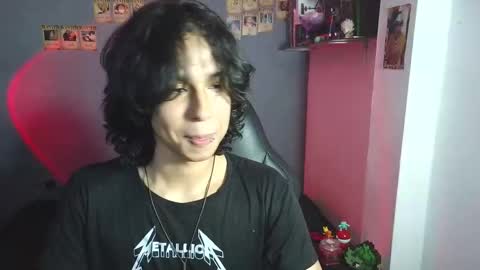 Snapshot of kariozzz chatting on February 12, 2025, 11:51 pm call me kai 3 online show from February 12, 2025, 11:51 pm