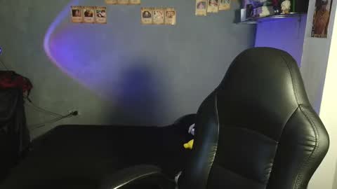 Snapshot of kariozzz chatting on February 18, 2025, 9:09 pm call me kai 3 online show from February 18, 2025, 9:09 pm