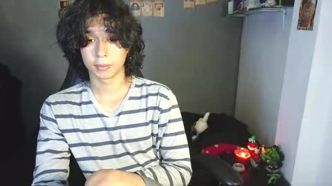 Snapshot of kariozzz chatting on February 19, 2025, 2:44 pm call me kai 3 online show from February 19, 2025, 2:44 pm