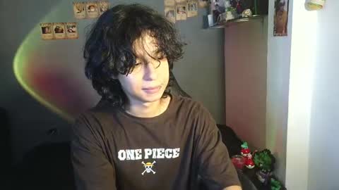 Snapshot of kariozzz chatting on February 20, 2025, 1:40 pm call me kai 3 online show from February 20, 2025, 1:40 pm