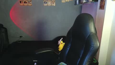 Snapshot of kariozzz chatting on February 20, 2025, 7:52 pm call me kai 3 online show from February 20, 2025, 7:52 pm