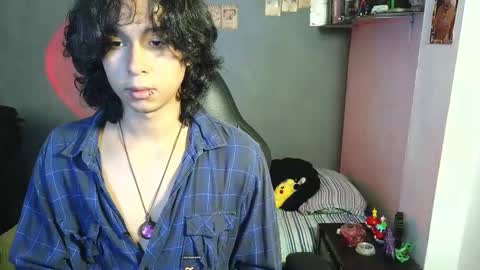 Snapshot of kariozzz chatting on March 2, 2025, 10:48 pm call me kai 3 online show from March 2, 2025, 10:48 pm