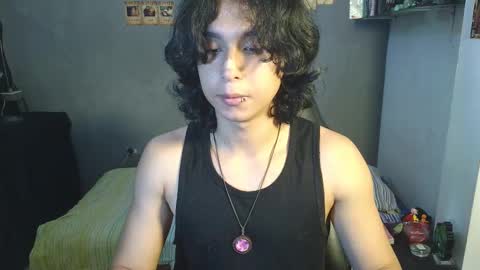 Snapshot of kariozzz chatting on March 7, 2025, 9:27 pm call me kai 3 online show from March 7, 2025, 9:27 pm