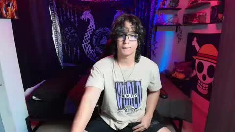 Snapshot of kariozzz chatting on September 13, 2025, 3:23 pm call me kai 3 online show from September 13, 2025, 3:23 pm