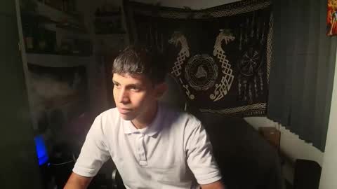 Snapshot of kariozzz chatting on November 4, 2025, 3:00 pm call me kai 3 online show from November 4, 2025, 3:00 pm