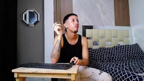 Snapshot of karl_kalvin chatting on November 6, 2025, 2:23 am KARLA Y KALVIN online show from November 6, 2025, 2:23 am