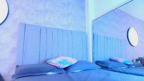 Snapshot of karla__ruiz chatting on October 26, 2025, 8:15 pm Karla online show from October 26, 2025, 8:15 pm