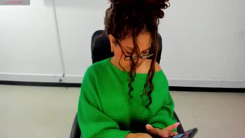 karla_cg online show from January 9, 2026, 2:31 pm