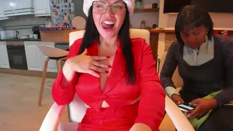 Snapshot of karla_hotwife chatting on December 26, 2024, 6:54 pm Carla Connor online show from December 26, 2024, 6:54 pm