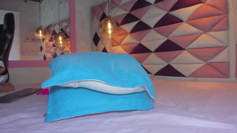 Snapshot of karla_wonderful chatting on January 11, 2025, 3:13 am karolina online show from January 11, 2025, 3:13 am