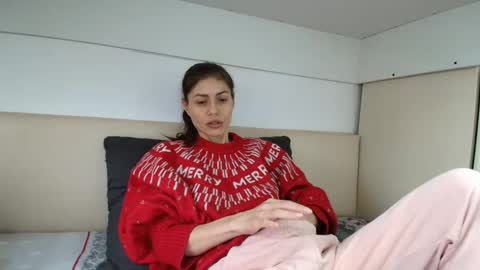 Snapshot of karladreamssex chatting on January 25, 2025, 8:31 am Crystyna online show from January 25, 2025, 8:31 am