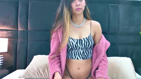 Karla Ortiz  online show from February 2, 2026, 11:31 am