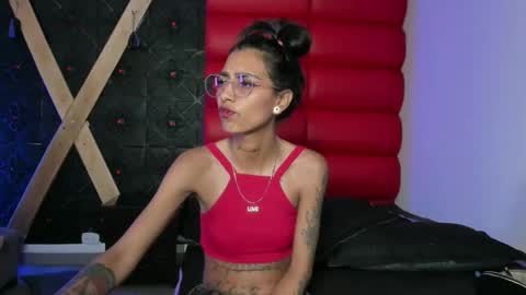 karlaslutskinny__ online show from March 24, 2026, 8:47 pm