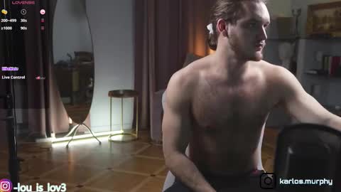 Karlos and Louis online show from November 21, 2025, 4:11 am