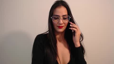 Snapshot of karlota_hank chatting on January 9, 2025, 2:01 am Karlis online show from January 9, 2025, 2:01 am