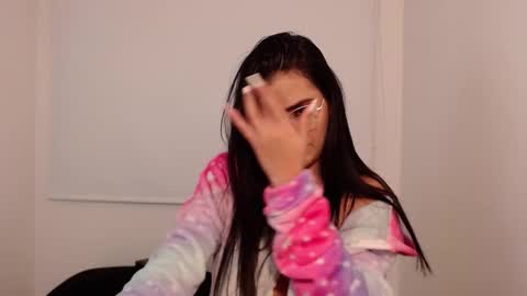 Snapshot of karlota_hank chatting on January 24, 2025, 5:31 am Karlis online show from January 24, 2025, 5:31 am