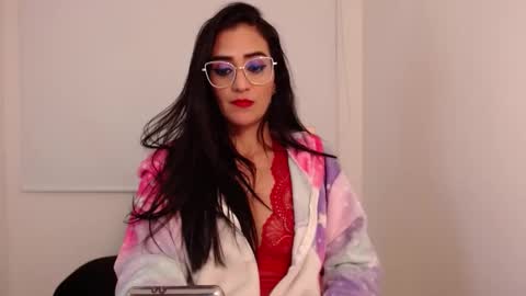 Snapshot of karlota_hank chatting on January 29, 2025, 6:43 am Karlis online show from January 29, 2025, 6:43 am