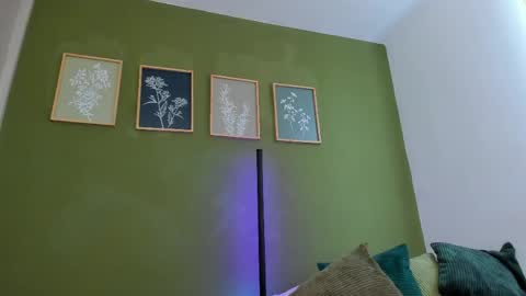 Karlye online show from May 11, 2026, 6:38 pm