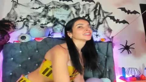 Karol online show from October 14, 2025, 4:35 am