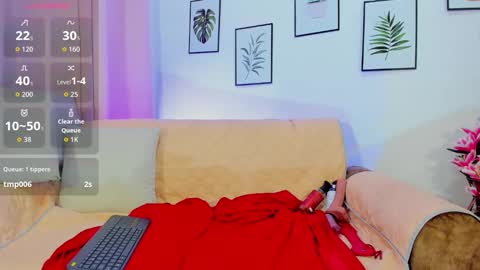 Snapshot of karol_w10 chatting on October 18, 2025, 12:17 pm karol_w10 online show from October 18, 2025, 12:17 pm