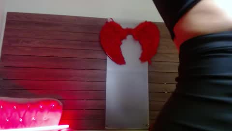 Snapshot of karol_yesenia chatting on October 18, 2025, 1:56 pm karol_yesenia online show from October 18, 2025, 1:56 pm