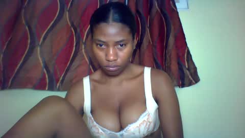 karoliee online show from June 18, 2026, 9:14 am