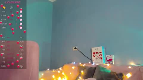 Snapshot of karolina_hottie_ chatting on November 27, 2025, 2:24 am Kira online show from November 27, 2025, 2:24 am