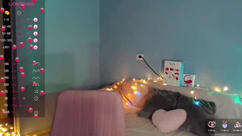 Snapshot of karolina_hottie_ chatting on February 10, 2026, 2:04 am Kira online show from February 10, 2026, 2:04 am