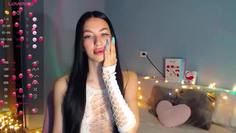 Snapshot of karolina_hottie_ chatting on February 19, 2026, 2:07 am Kira online show from February 19, 2026, 2:07 am