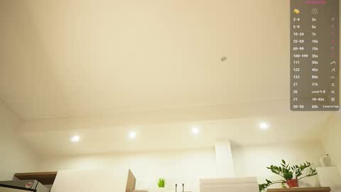 Snapshot of karolina_hotty chatting on October 17, 2025, 8:39 am Nika online show from October 17, 2025, 8:39 am