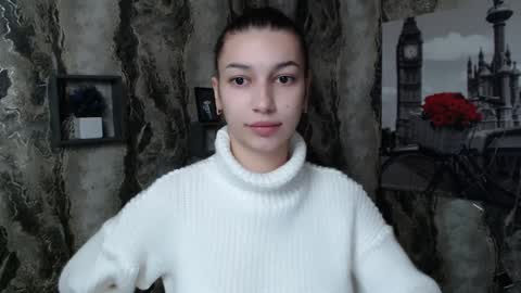 Karolina online show from December 13, 2024, 10:30 am
