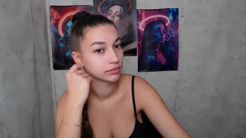 Snapshot of karolinamex_ chatting on September 26, 2025, 5:00 am Karolina online show from September 26, 2025, 5:00 am