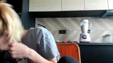 Snapshot of karoline121 chatting on October 4, 2025, 8:56 am karoline121 online show from October 4, 2025, 8:56 am