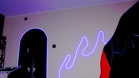 Snapshot of karoline121 chatting on October 15, 2025, 6:52 pm karoline121 online show from October 15, 2025, 6:52 pm