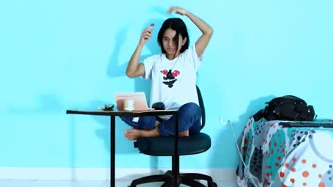Snapshot of karolsweetvagi chatting on June 13, 2026, 6:39 pm karol online show from June 13, 2026, 6:39 pm
