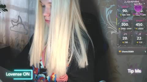 Caroline Fox online show from April 3, 2026, 8:45 am